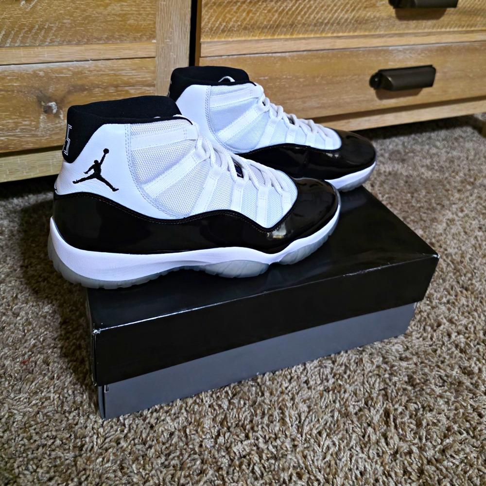 Jordan Air Jordan 11 Retro High Concord White/Black 2018 378037-100